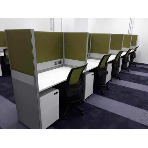 Workstation with high partition