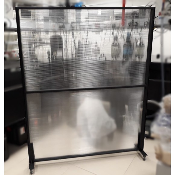 Polycarbonate movable partition panels