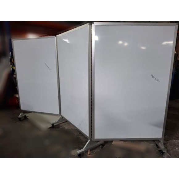Foldable divider - Whiteboard