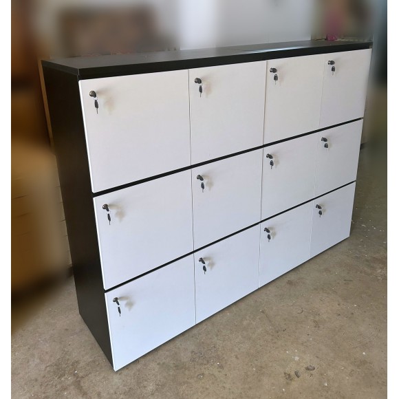 Office locker with key lock