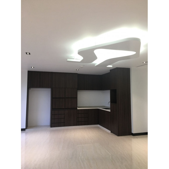 Built-In Cabinets with Solid Top / Quartz Top